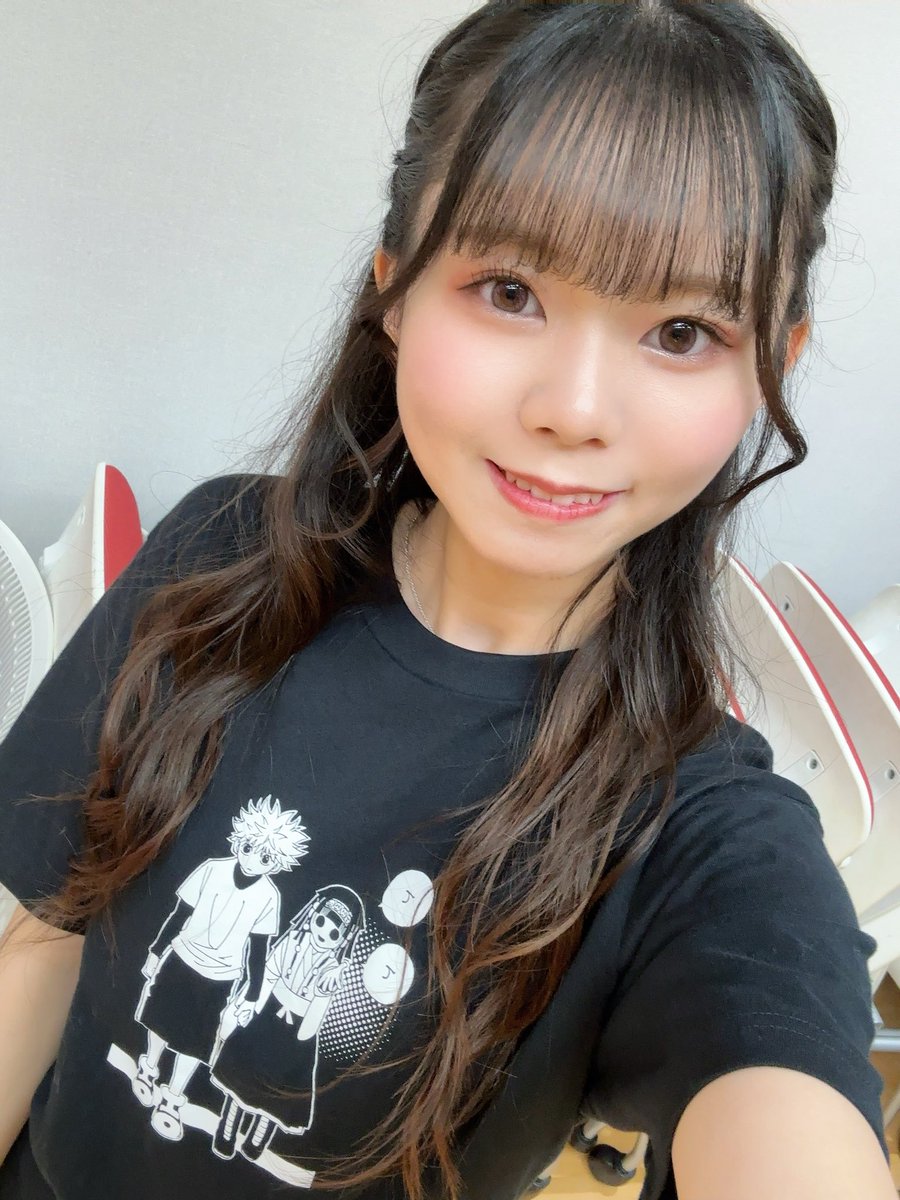 satsuki_shiina's tweet image. 新しいTシャツゲットした⚡️
増えすぎちゃうから悩んだ結果これにした！

ユニクロだよ〜

#しぃなもん