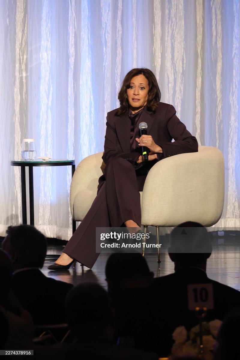 Kamala Supporters tweet media