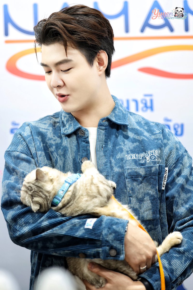 Always believe that good things are about to happen.

#Saint_sup #MingEr 
#Namamipetcare 
#Petexpothailand2026