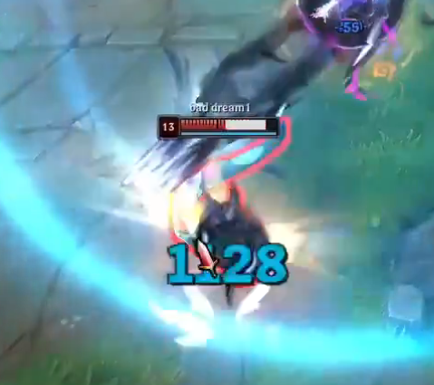fankleitor's tweet photo. @lol_es @Supa_LoL en ese momento La cassio se arrepintio de tener cola https://t.co/NRkDo98fc4