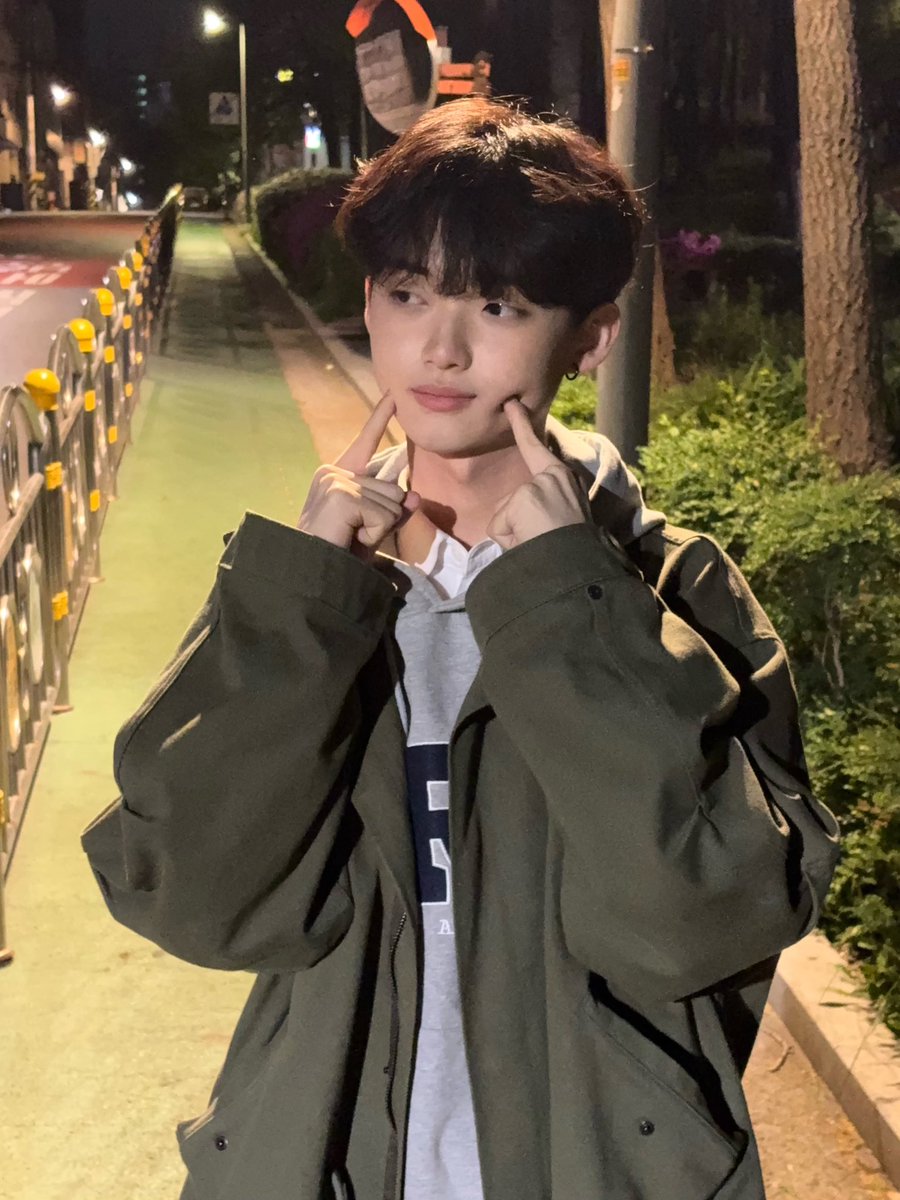 b03nn's tweet photo. 나는 믿고 있었어 .. 🧎‍♀️‍➡️🧎‍♀️‍➡️ https://t.co/f24alpCrmV