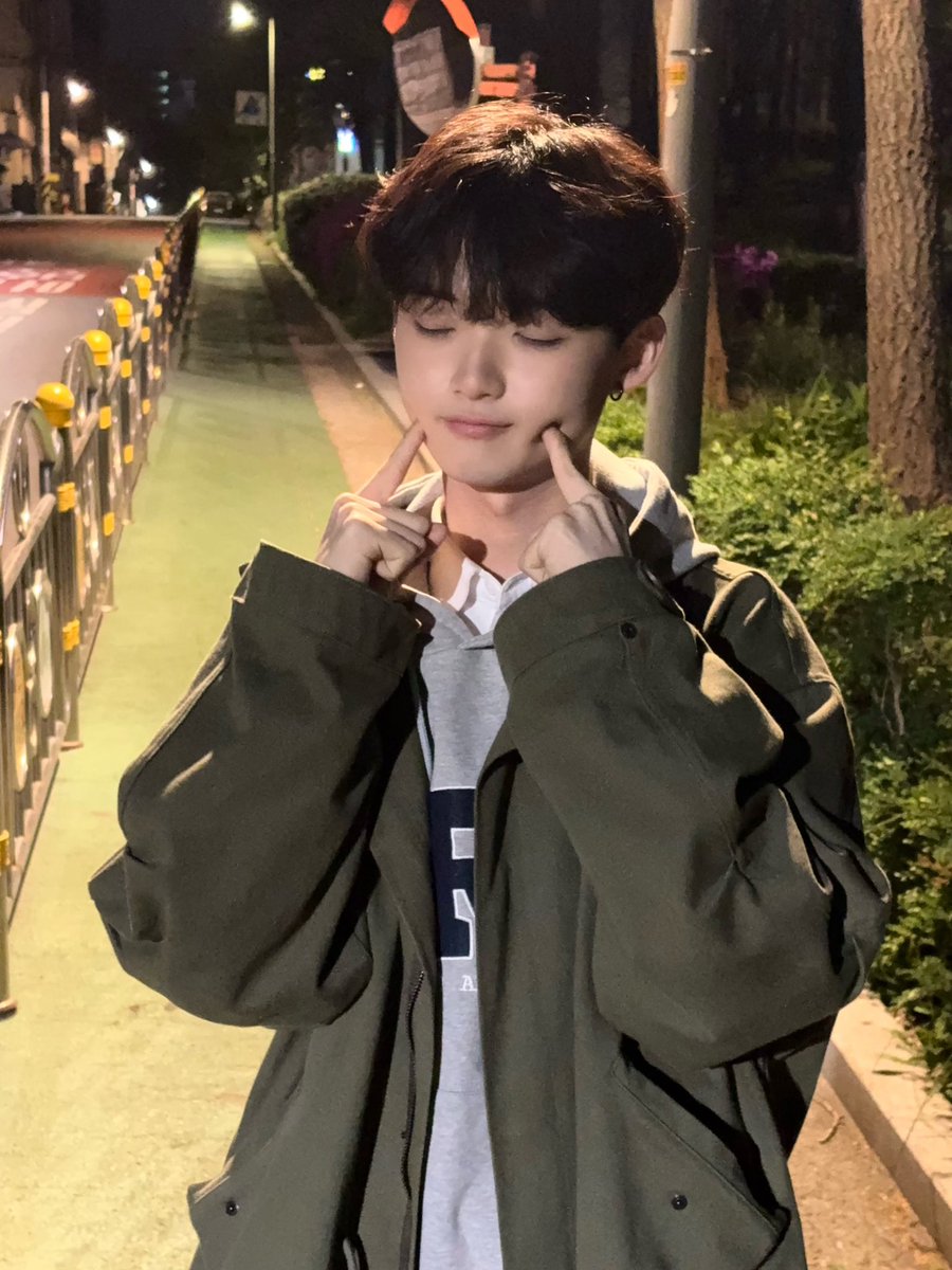b03nn's tweet photo. 나는 믿고 있었어 .. 🧎‍♀️‍➡️🧎‍♀️‍➡️ https://t.co/f24alpCrmV
