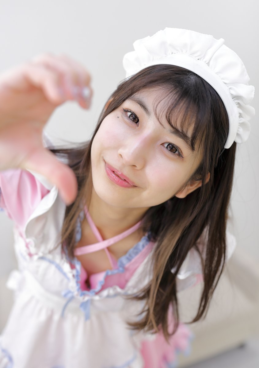 tomomo tweet media