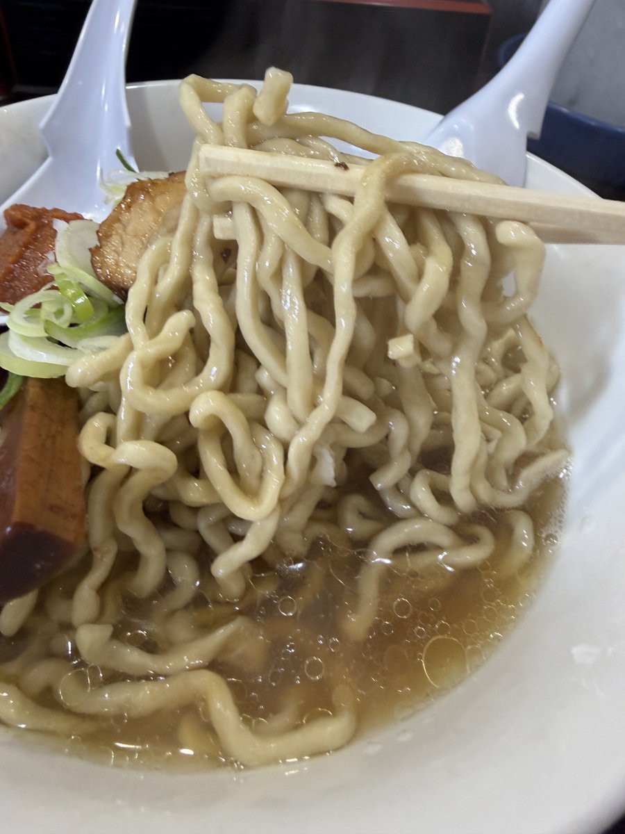 pg_naka's tweet photo. 自家製太麺渡辺
仙台市泉区市名坂新道

らー麺＋限定メンマ＋辛味噌

友達と渡辺さんへ。
今日も最高に美味しいラーメンでした。
完飲完食ご馳走さまでした。

15周年おめでとうございました。あとから気づきました。まだまだ渡辺愛が足りないので、この先末永く通いたいです🍜 https://t.co/Tcv7620FOU