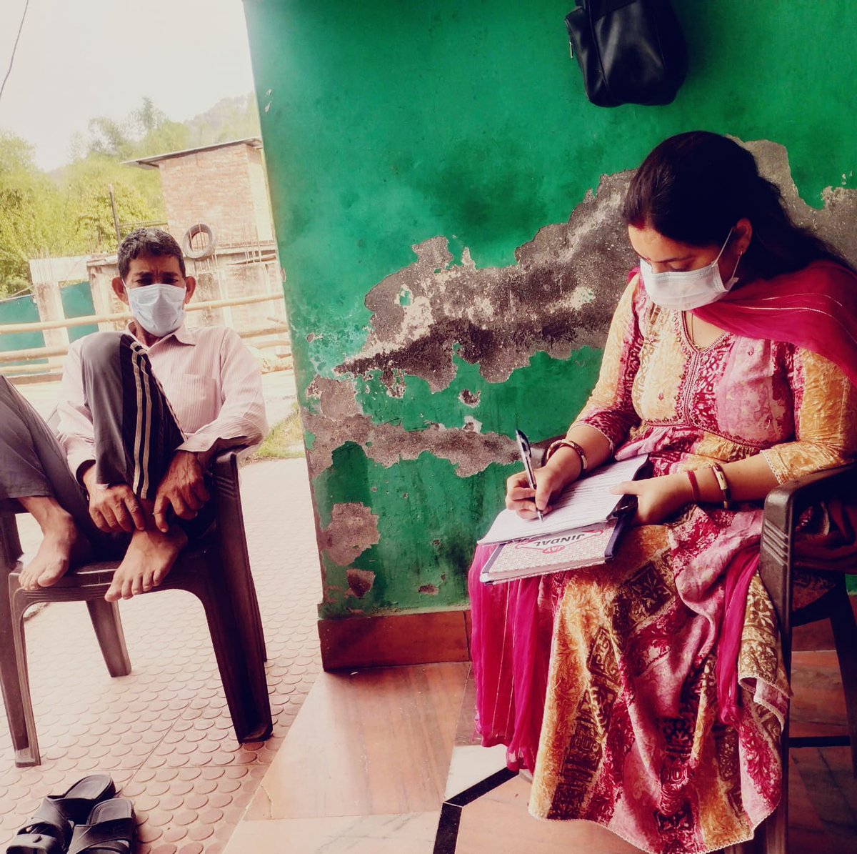stsnadaun's tweet photo. On dated 2/5/26 Initial Home visit of newly diagnosed TB patient by CHO Kusum at Vill chathiar AAM Balduhak Block Nadaun Health seeking behaviour form filled location updation also done contact tracing done health edu. was given to patient regarding diet andaboutmedication &amp; F/Up https://t.co/QChNuQp6O0