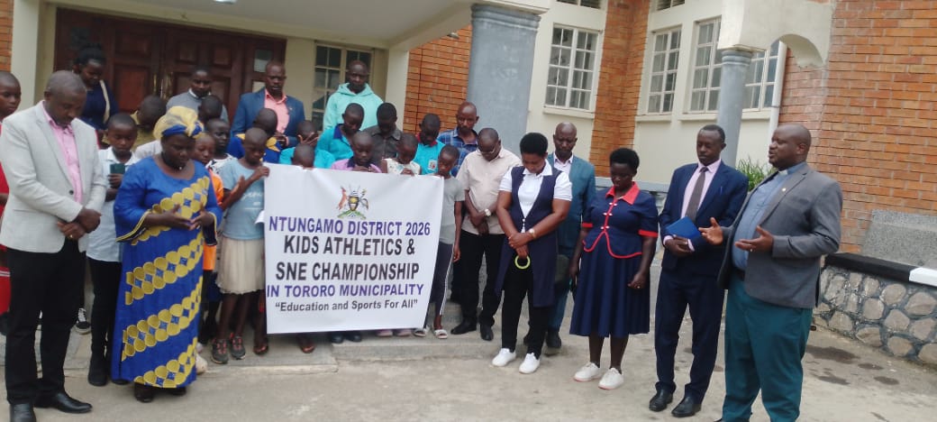 Kushaba859's tweet photo. https://t.co/qez3oEarKh
Ntungamo Pupils Head to Tororo for National Kids Athletics https://t.co/kl7aPvrEvK
