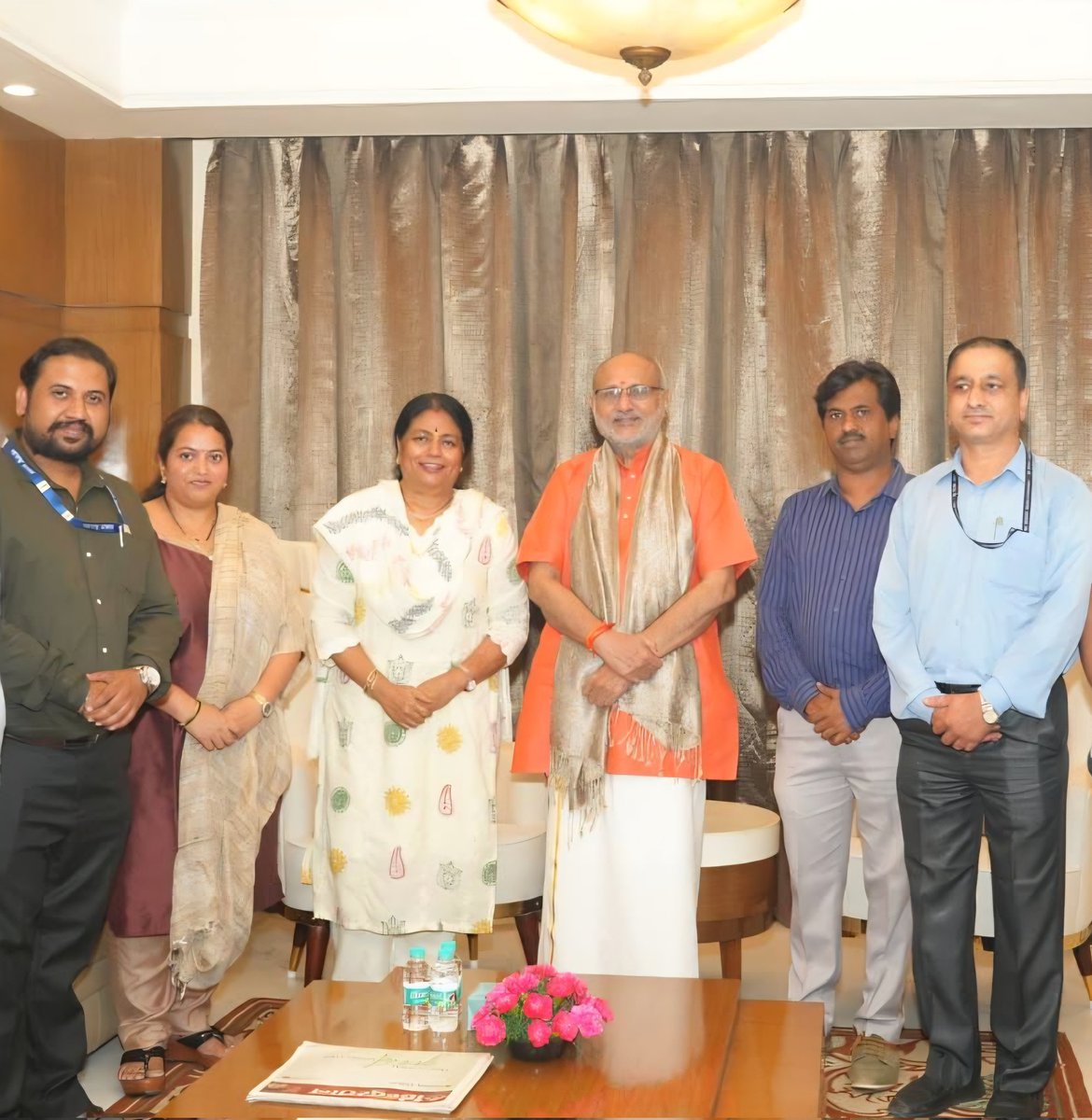 vimshine's tweet photo. Honoured to have had the privilege of serving Hon’ble @VPIndia during his tenure as Governor of Maharashtra. Cherish those days of learning & the warmth and grace with which he led. It is rare to encounter a leader with such foresight and wisdom, yet so profoundly grounded and humane.
On your birthday, Hon’ble Vice President Sir, I offer my heartfelt wishes with deep respect, gratitude, and warm regards.