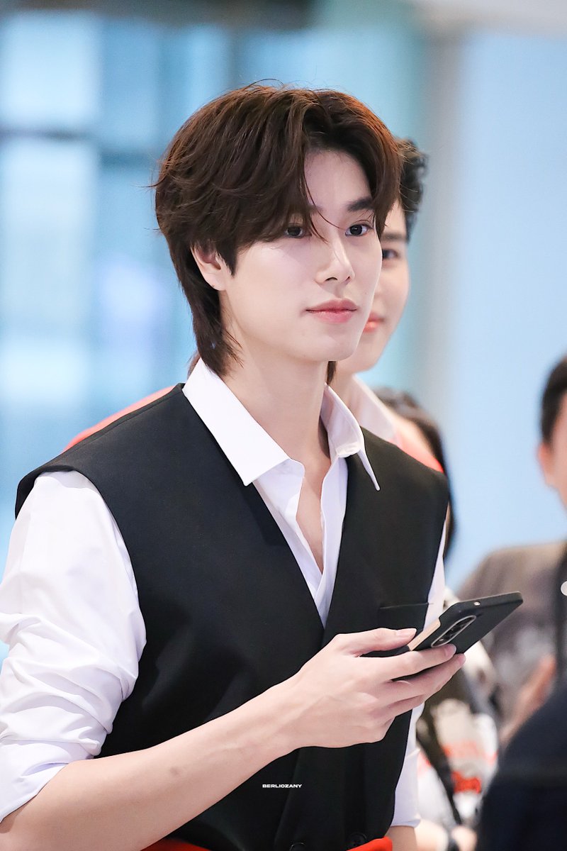 ꒰⑅ ˚ ༘ ɴɪɪɴᴇᴡ ⑅꒱˖♡ tweet media