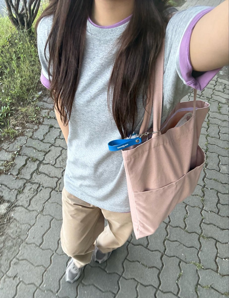 견소담 tweet media