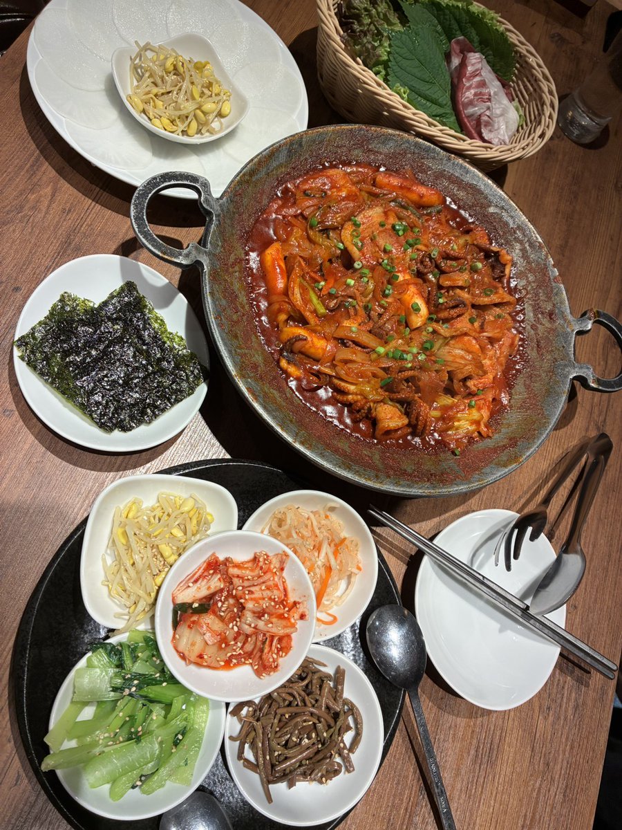 Q_raguel's tweet photo. チュクミサムギョプサル🇰🇷
程よい辛さで美味しい😋 https://t.co/TIBcpp2vEU