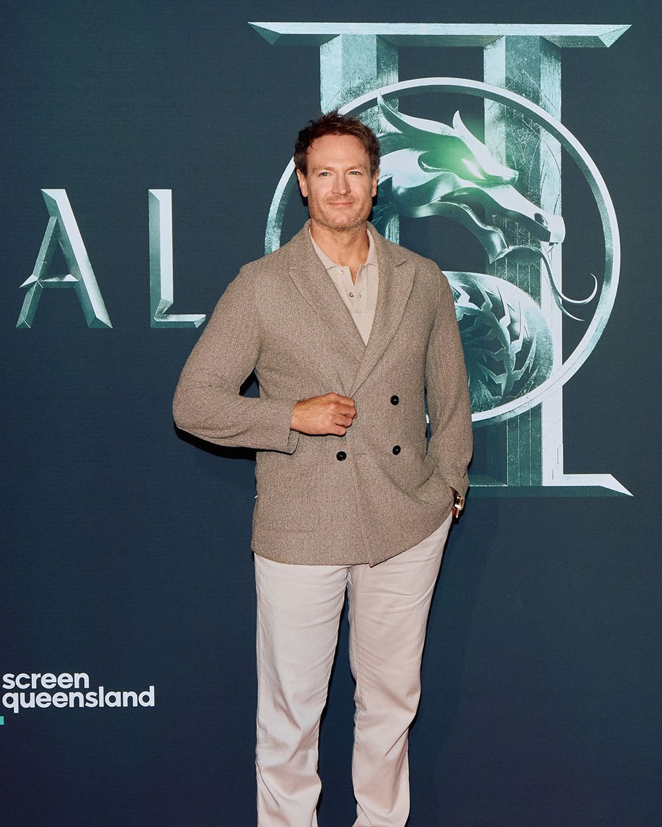 Warner Bros AU tweet media