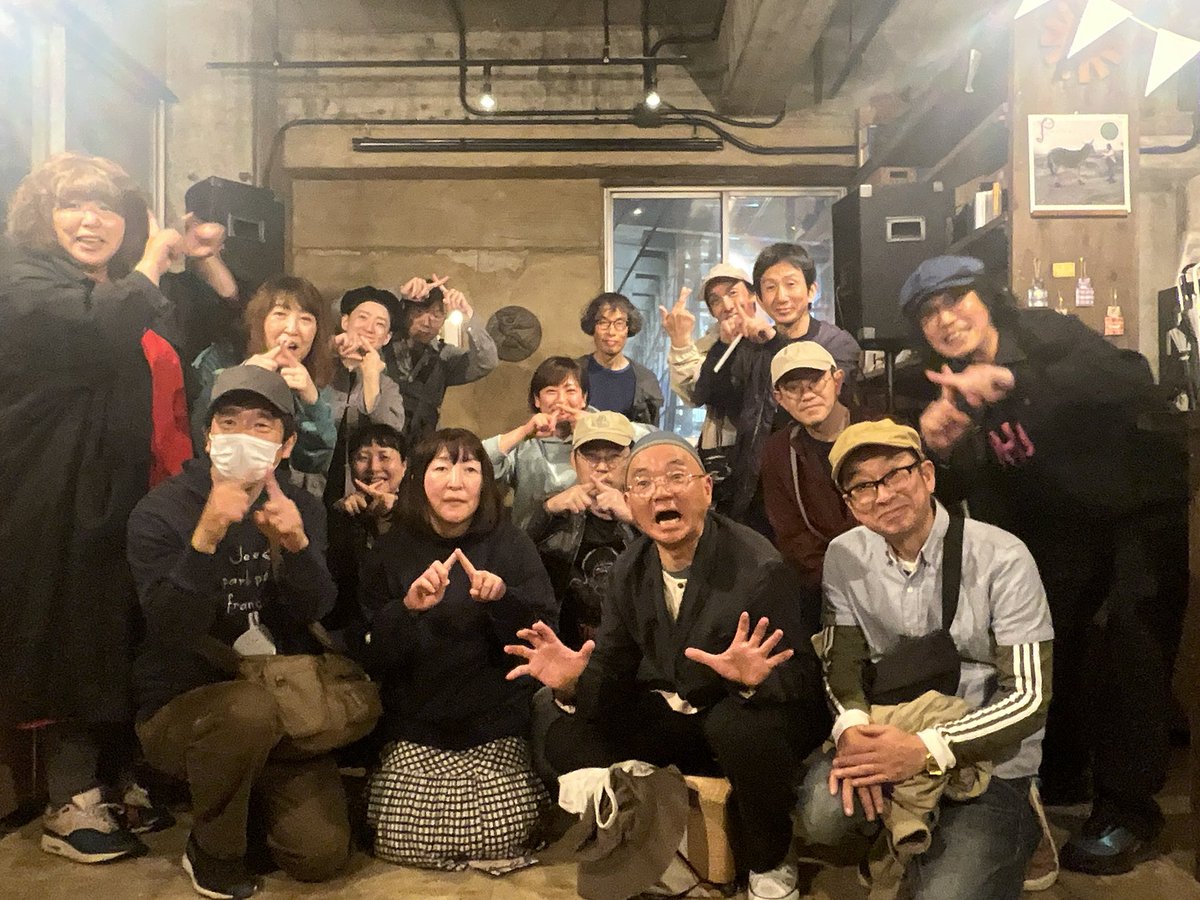 poyarnhimeji's tweet photo. ぽやめきトゥナイトat poyarn、来てくださった方々ありがとうございました！歌と笑いとぽやめきの楽しい時間でした☆ https://t.co/DoQc5SGWJr