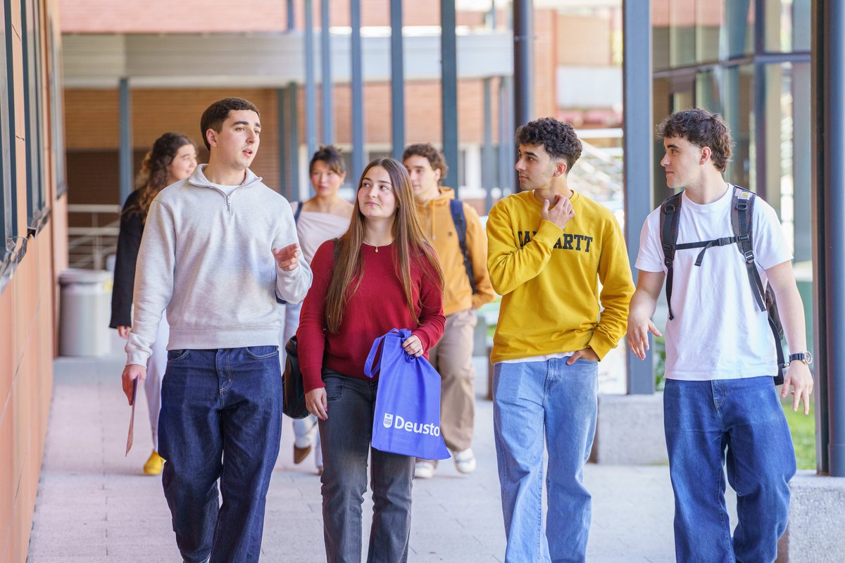 Deusto PreUniversity tweet media