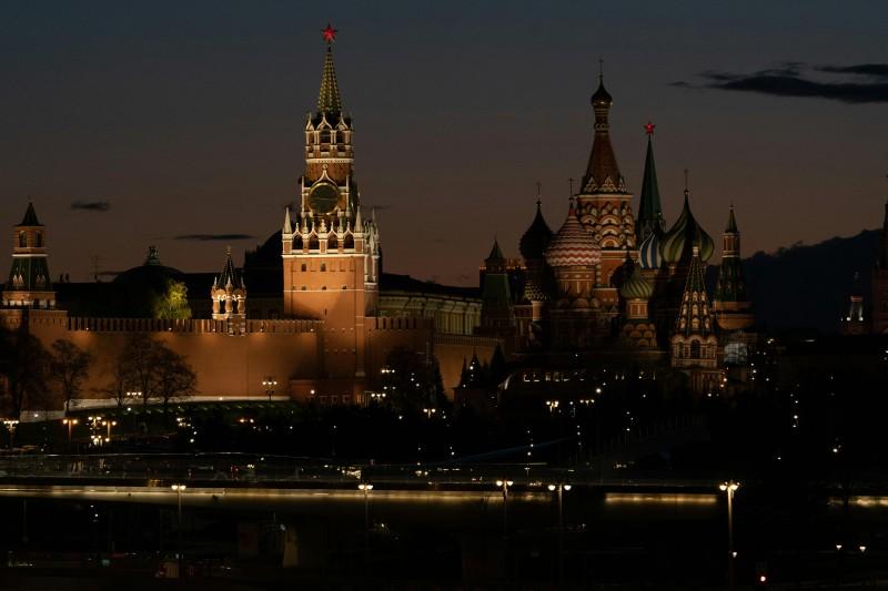 RT by @mikenov: Anyone familiar with Roman Anin, publisher of the Russian investigative outlet @istories_eng, knows that he's careful to a fault. He doesn't overdramatize or exaggerate. Still, he calls their latest scoop "one of the most important pieces of news about Russia in recent times."… pic.