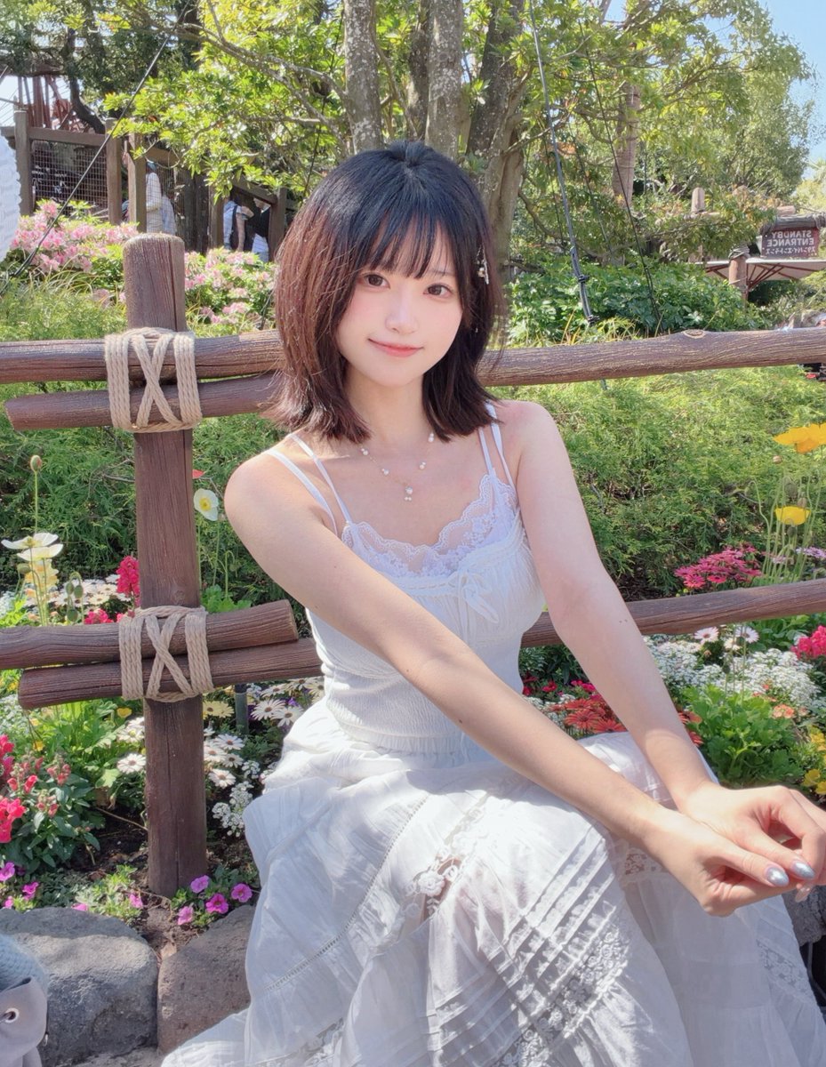 tokio0131's tweet photo. この前、花とも撮った！💐🫶 https://t.co/BCDCztfCYS