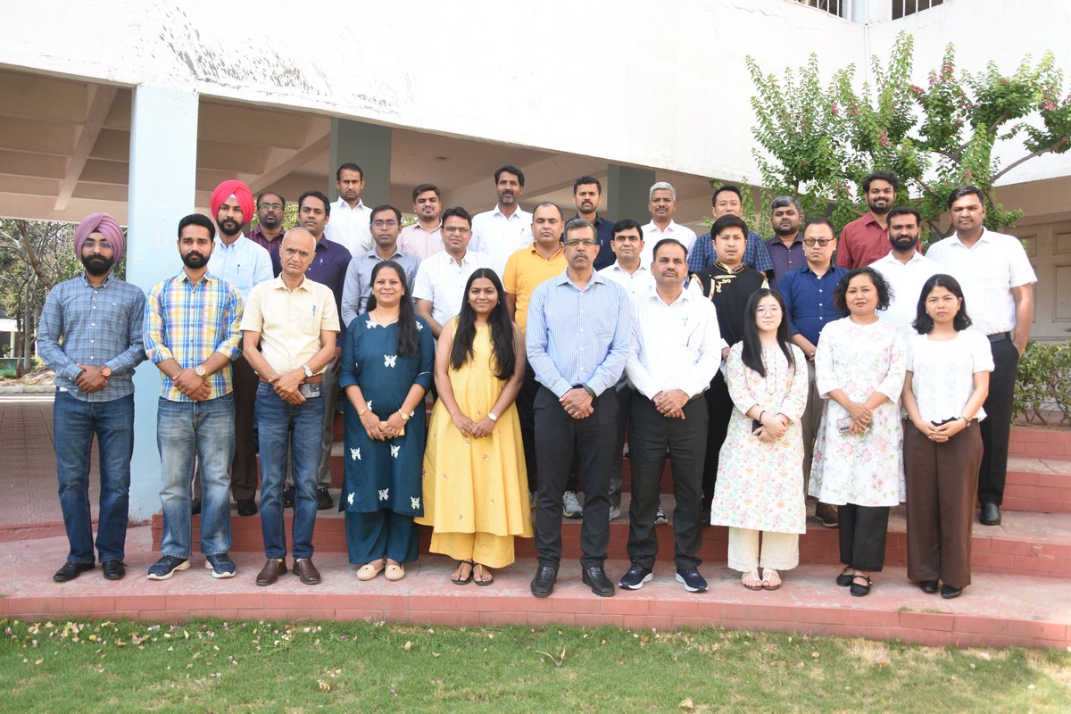 ManageHyd's tweet image. #MANAGE is organising a 5-day Training Program on #AgriculturalMarketing for #Extension #Professionals (4–8 May 2026) with 26 officers from 10 states.

The program was inaugurated by Shri. Sanjay Kumar Agarwal, IAS, Joint Secretary (Extension), DA&amp;amp;FW and Director General,MANAGE.