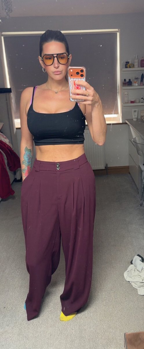 Ready.   Still not had my food covered. How selfish…

Findom paypig finsub