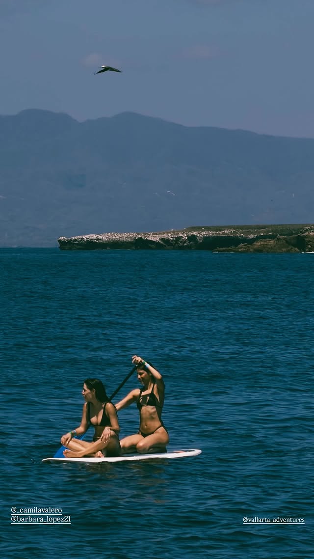 Sonia50998414's tweet photo. vía IG📲 Jordi rivas con mi preciosa mujer @barbara_lopez21 hermosa 🤤#DiosaLopez #barbaralopez21 #teamlopez #barbara #barbie 🥵😎🔥🍑❤️❤️‍🔥💝💖😏 #casakokovilla #majahuitas  #vallarta_adventures https://t.co/zlbT7rZLaL