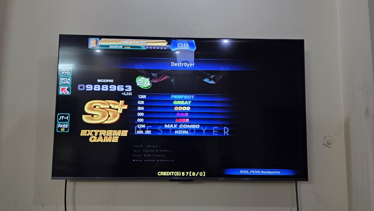 ZhaoX1995's tweet photo. Laser immunity LMAO https://t.co/orSANqMYvB