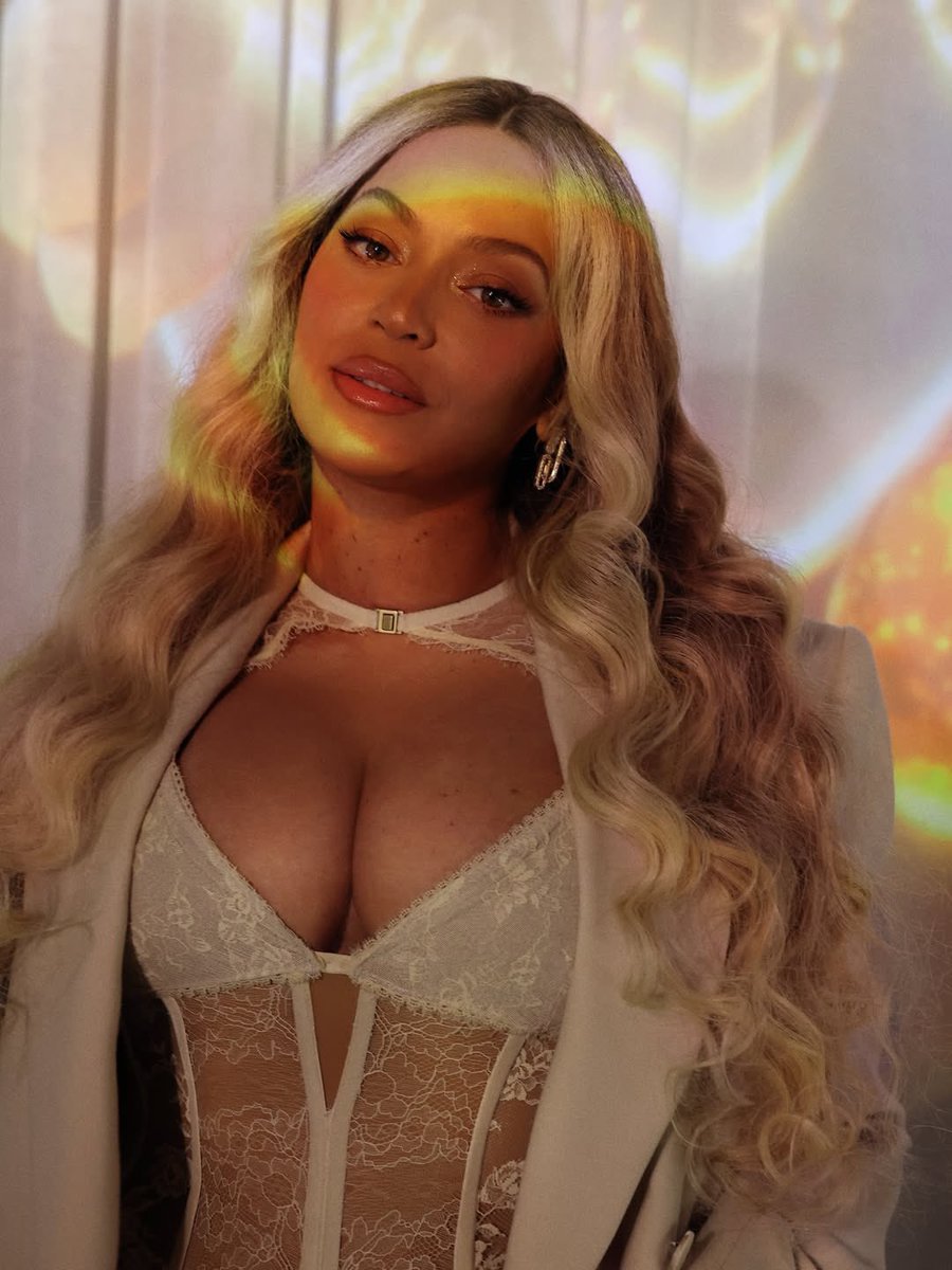 Beyoncé France tweet media