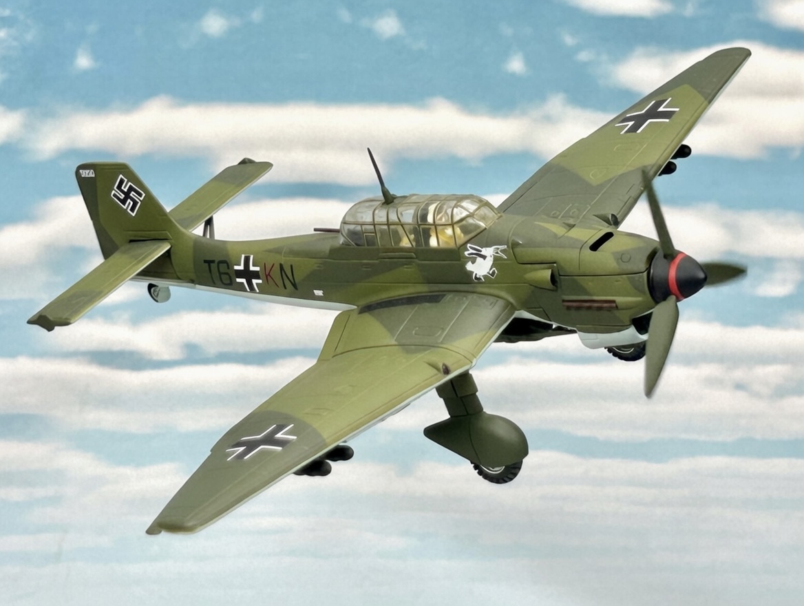Sq3YB4gNjsd9OqL's tweet photo. #新緑の季節なので緑の画像を貼る
#Ju87 #スツーカ #ストゥーカ #STUKA https://t.co/KGmLcQ4ZM0