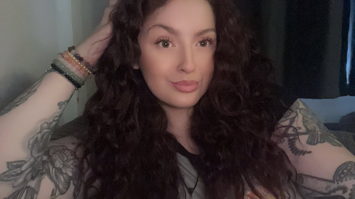 𝓗𝓪𝓻𝓵𝓮𝔂 🌞 🌙 tweet media