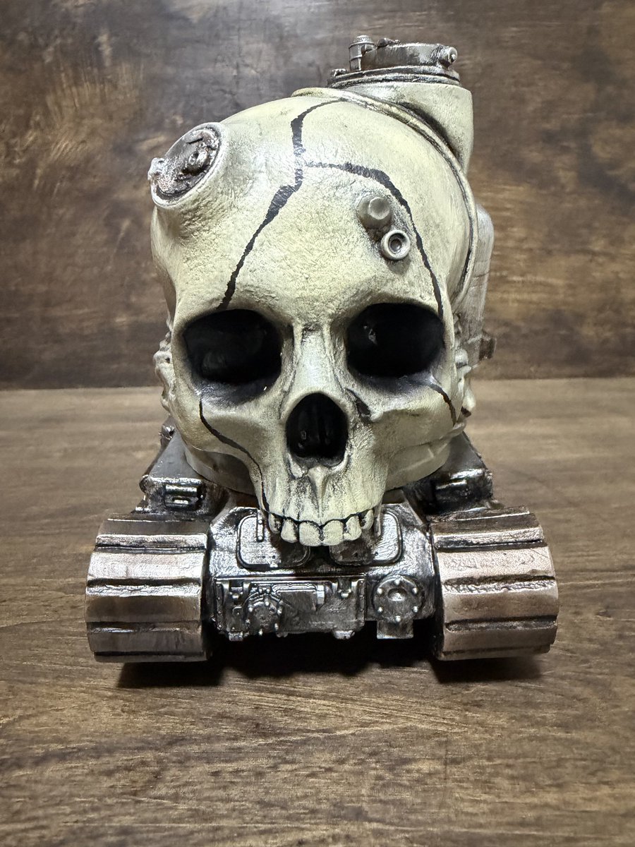 uzura_sansyou's tweet photo. スーフェス94戦績⑥

【CREEPING DEATH SKULL TANK】

細やかな造形ながらも飾り気のない渋さに一目惚れしました🥰

名前も格好良い…🫠🫠🫠

#ソフビ
#CREEPINGDEATH
@klav9 
#スーフェス94 https://t.co/WF964uE49h