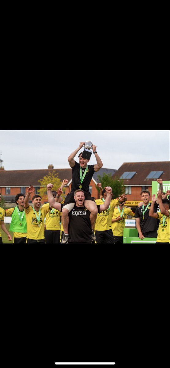 MardellNat's tweet photo. @StanwayRovers 
Back to back promotions with my local club 🙌
Great season with an amazing group!
UTR💛🖤 https://t.co/0MLGl1BVFC