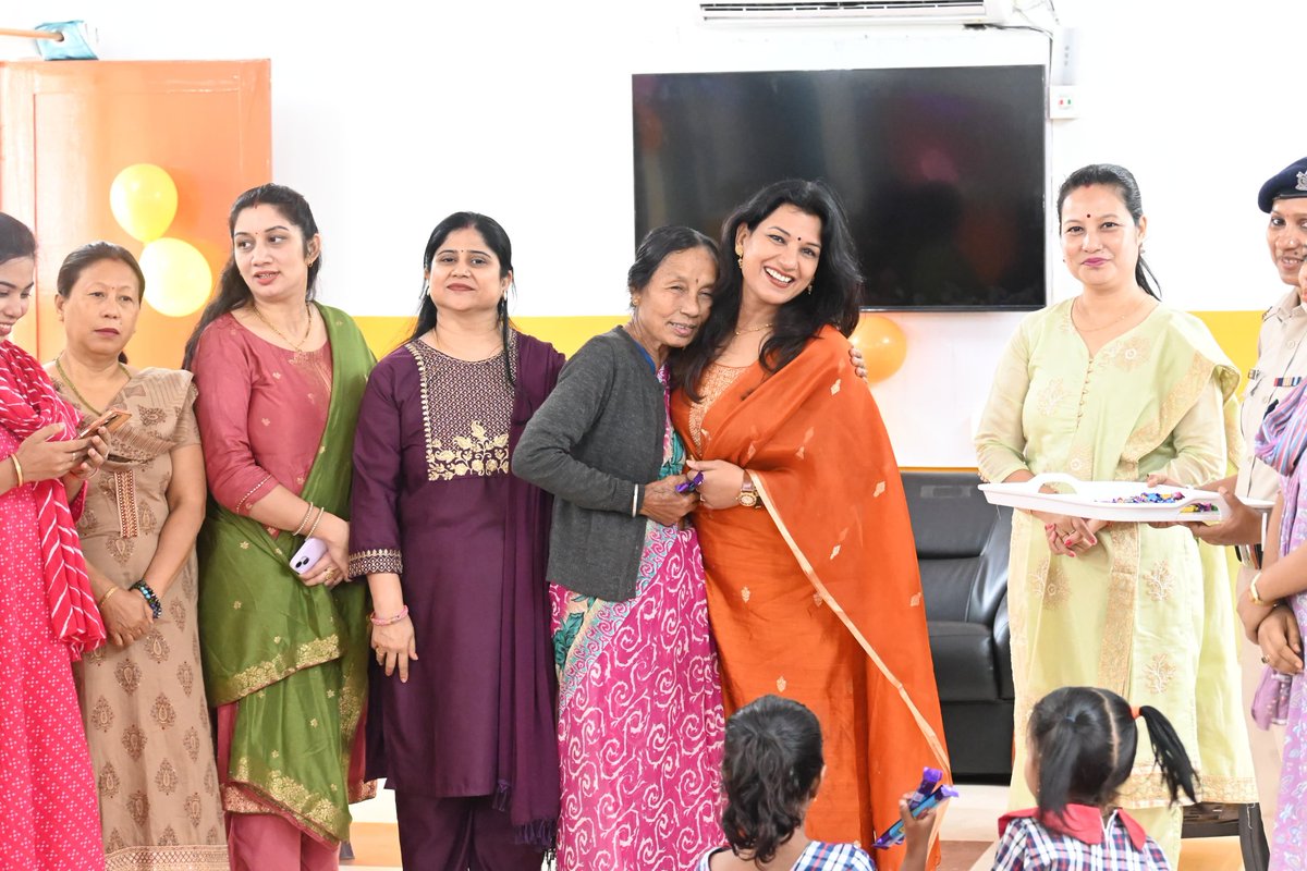 RCWASilchar's tweet photo. Academic Session 2026-27 begins at CRPF Montessori School, Silchar! President RCWA Smt. Seema Singh inspected the school &amp; shared chocolates with kids on 04.05.2026. #CWA #CRPF #GoodVibes https://t.co/CQO9nh0BaS