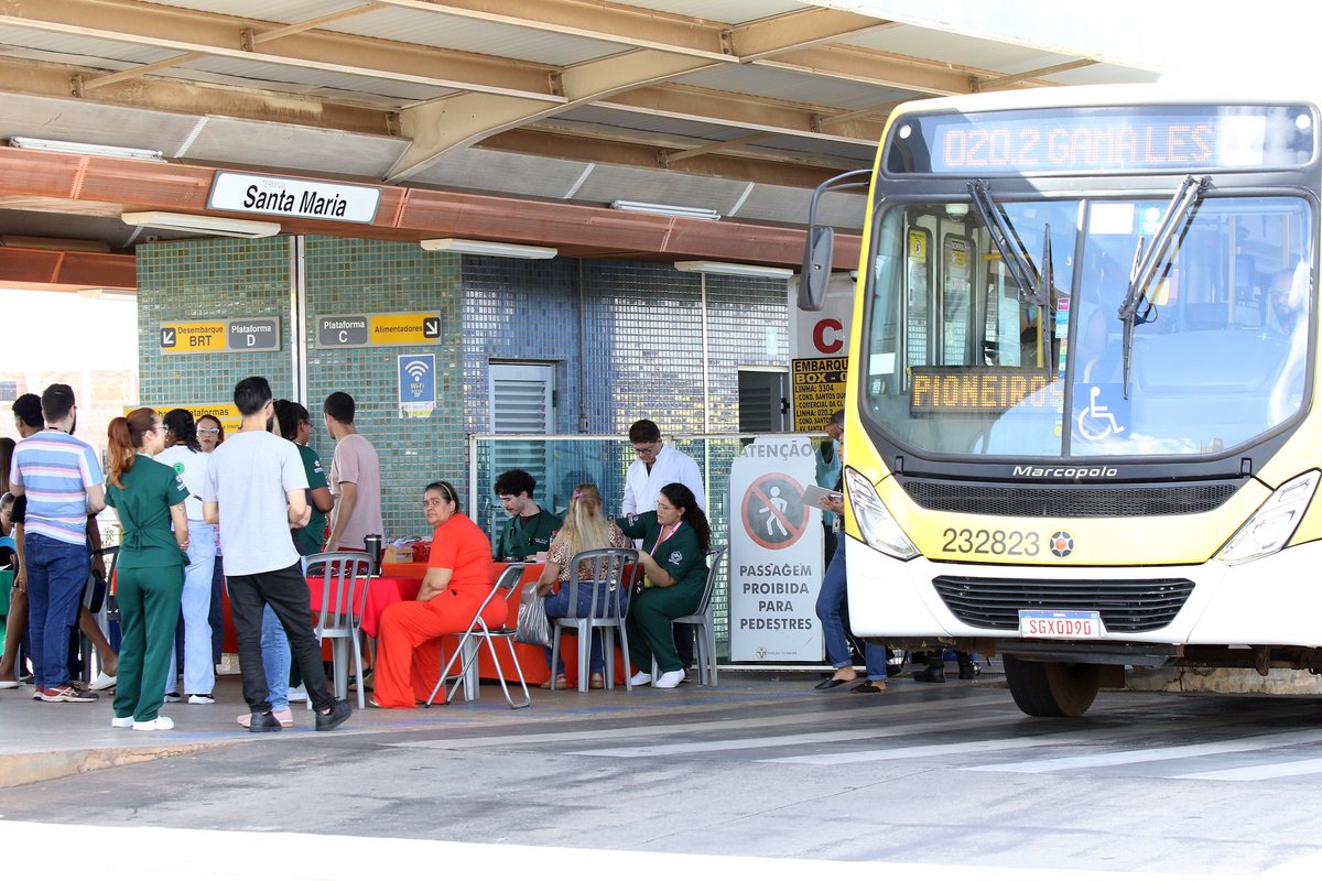 secsaudedf's tweet photo. Santa Maria: Saúde organiza ação voltada ao trabalhador. Evento no BRT da região administrativa contou com vacinas e recomendações sobre segurança no ambiente laboral.

📲Saiba mais: https://t.co/WApVjtGS63 https://t.co/49PRZ4QbZ4