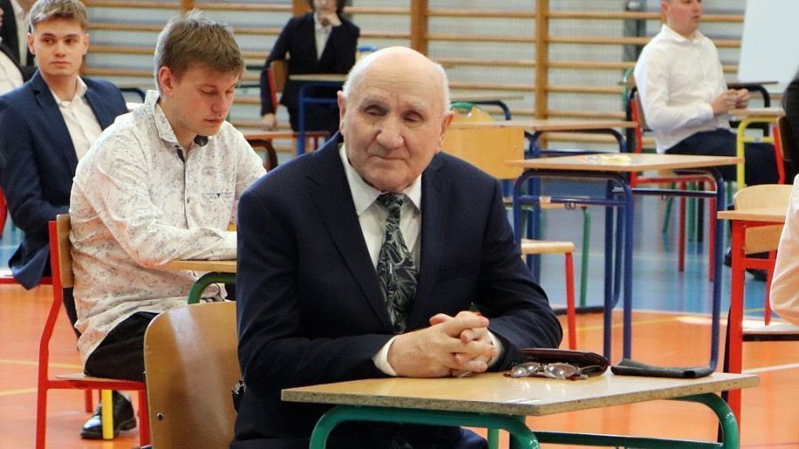 Xayoo Legenda tweet media