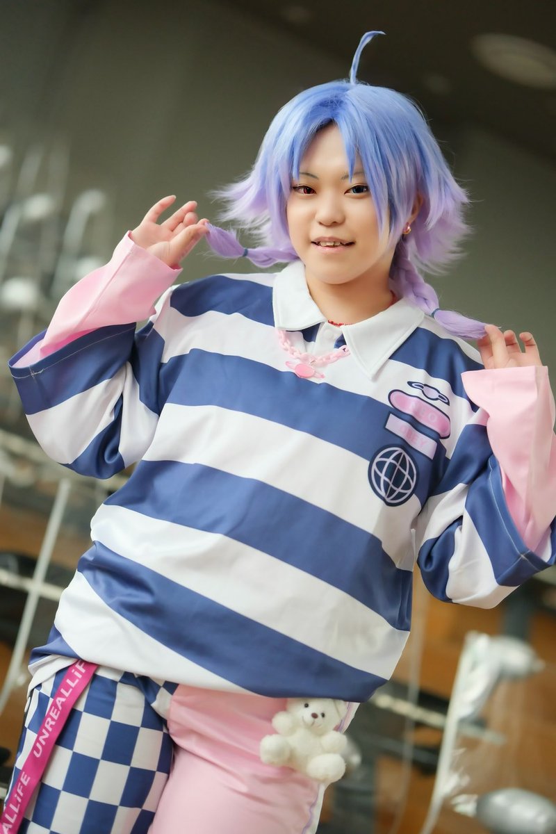 ju__n08_16's tweet photo. 【Cosplay】
18TRIP / 夜半子タろ

✦・・┈┈┈・・✦・・┈┈┈・・✦

気まぐれサイケな肉まんカフェ店主

✦・・┈┈┈・・✦・・┈┈┈・・✦

📸@suu_cosp さん
#コスプレス
#ホワイトキューブ

お声掛けありがとうございました！ https://t.co/kVbfPSrHiv