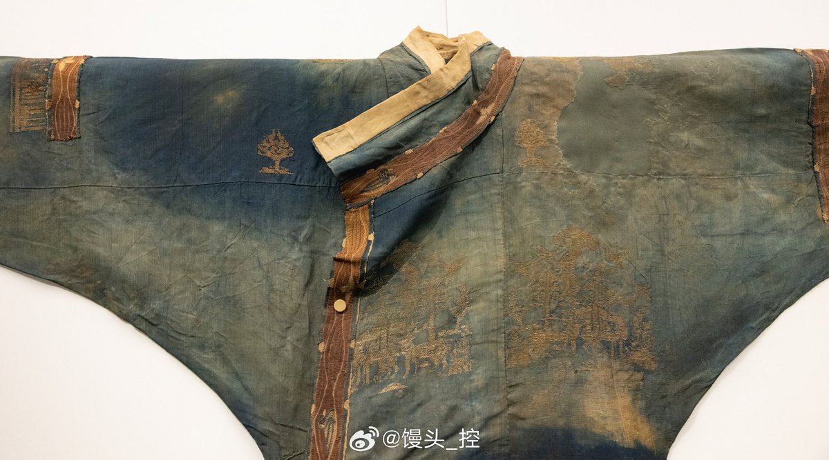 Liao Dynasty Blue Gilded Silk Robe with Tree, Deer and Bird Patterns ...