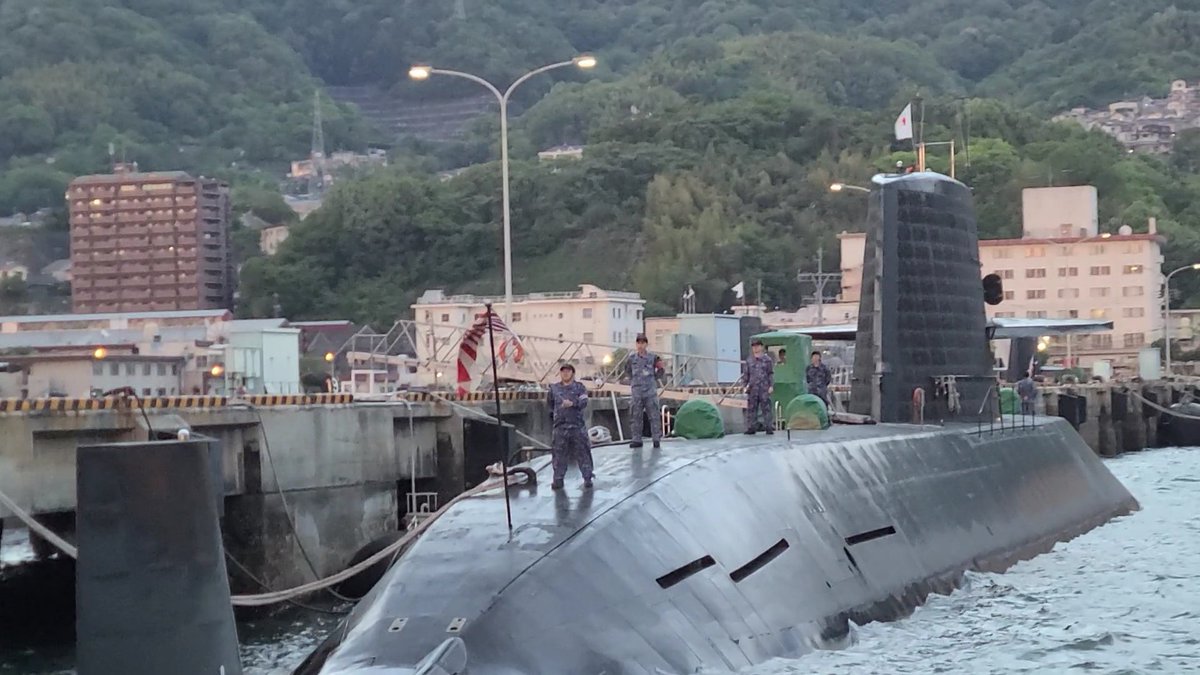 shige_emon's tweet photo. 艦船めぐり！ https://t.co/Fqo1GwtwNi