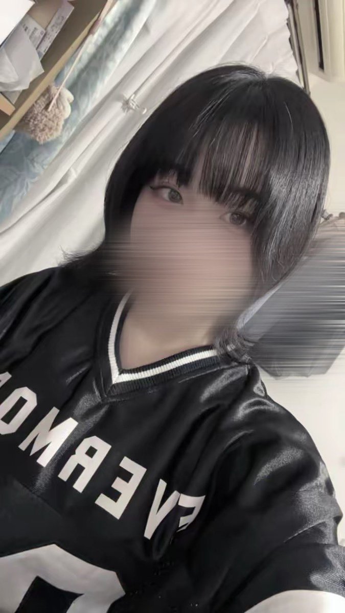 みさモデデ🪼 tweet media