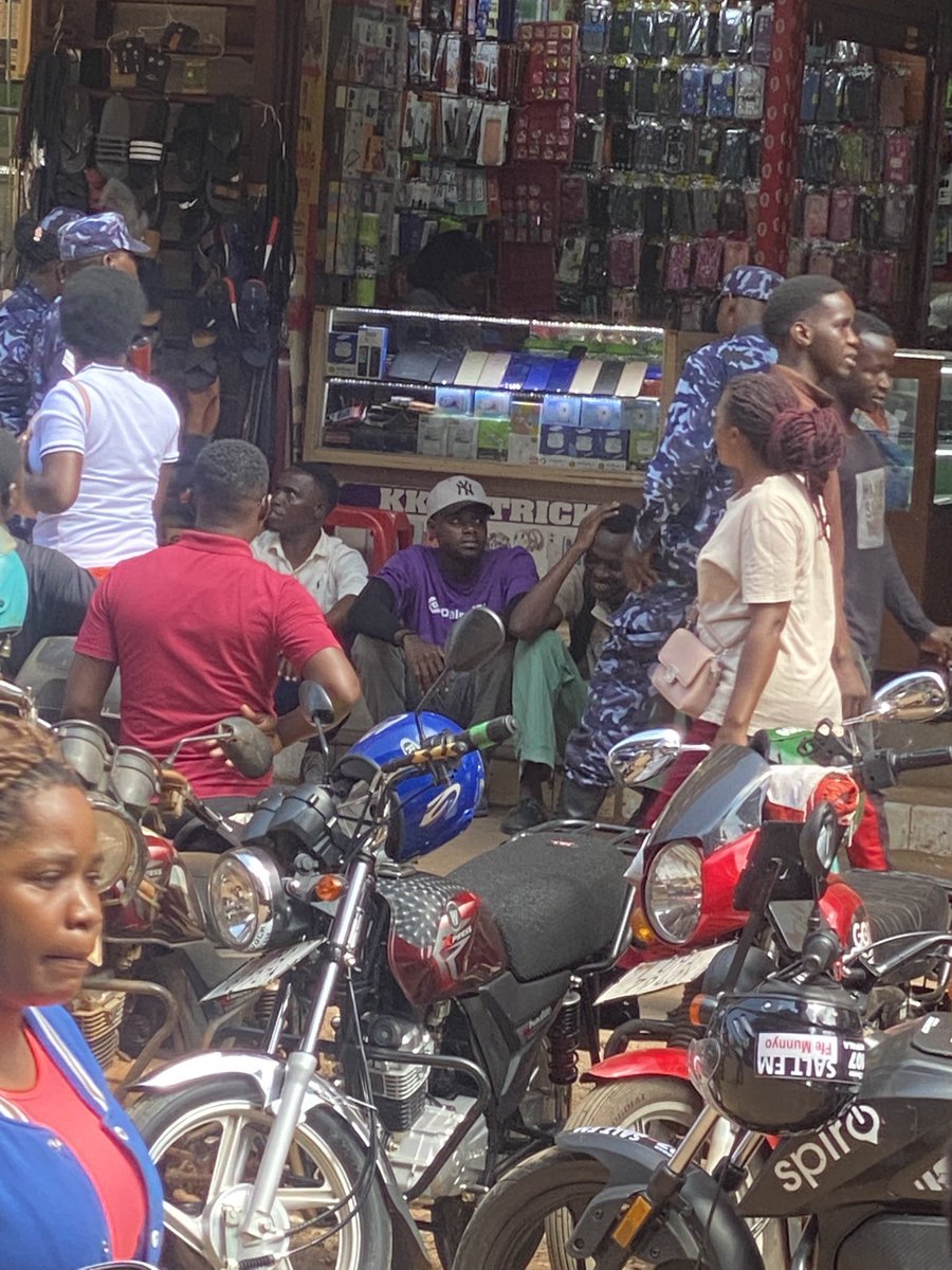 ꧁☆LeͥgeͣnͫĐᴾʳᵒ꧂    tweet media