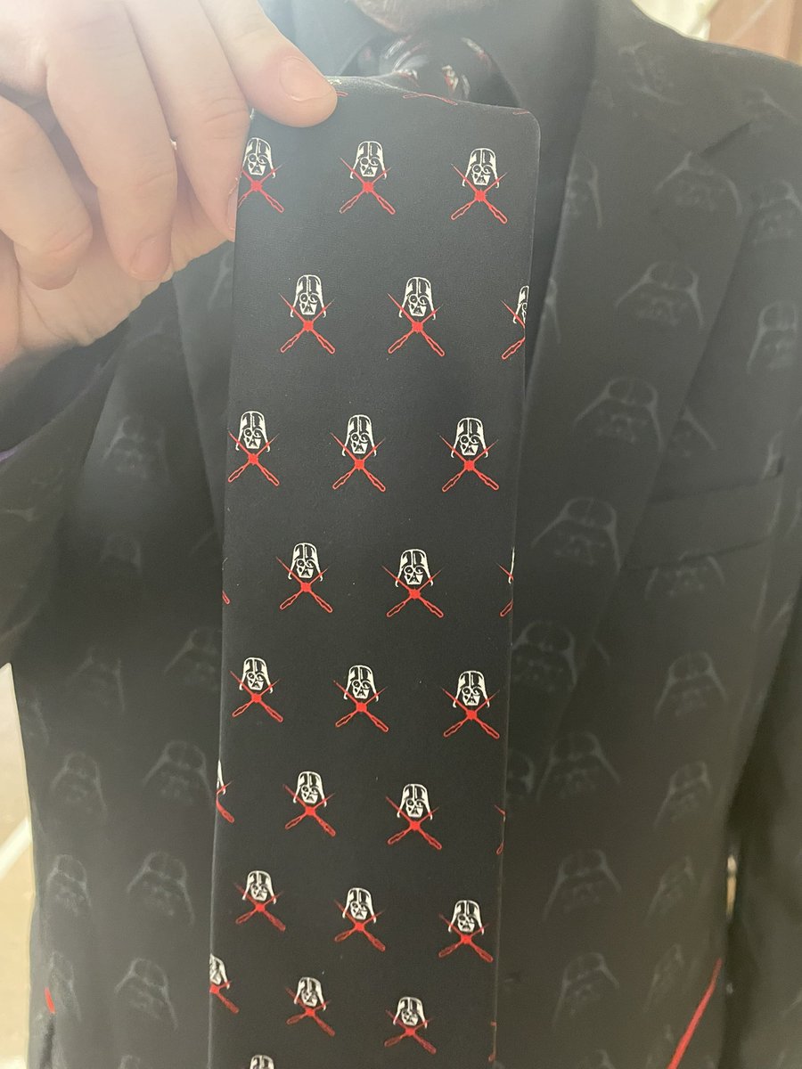 SGL378's tweet photo. Let’s start the week out strong! Wishing our GL school community and all a great day.  #MayThe4thBeWithYou #MayTheFourthBeWithYou 

Mr. Bowe is celebrating in a full Darth Vader suit. Of course, we wouldn’t have it any other way. https://t.co/k3b8LXUDNl