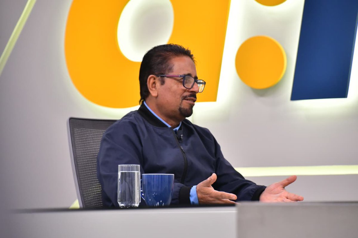 EntrevistaAM tweet media