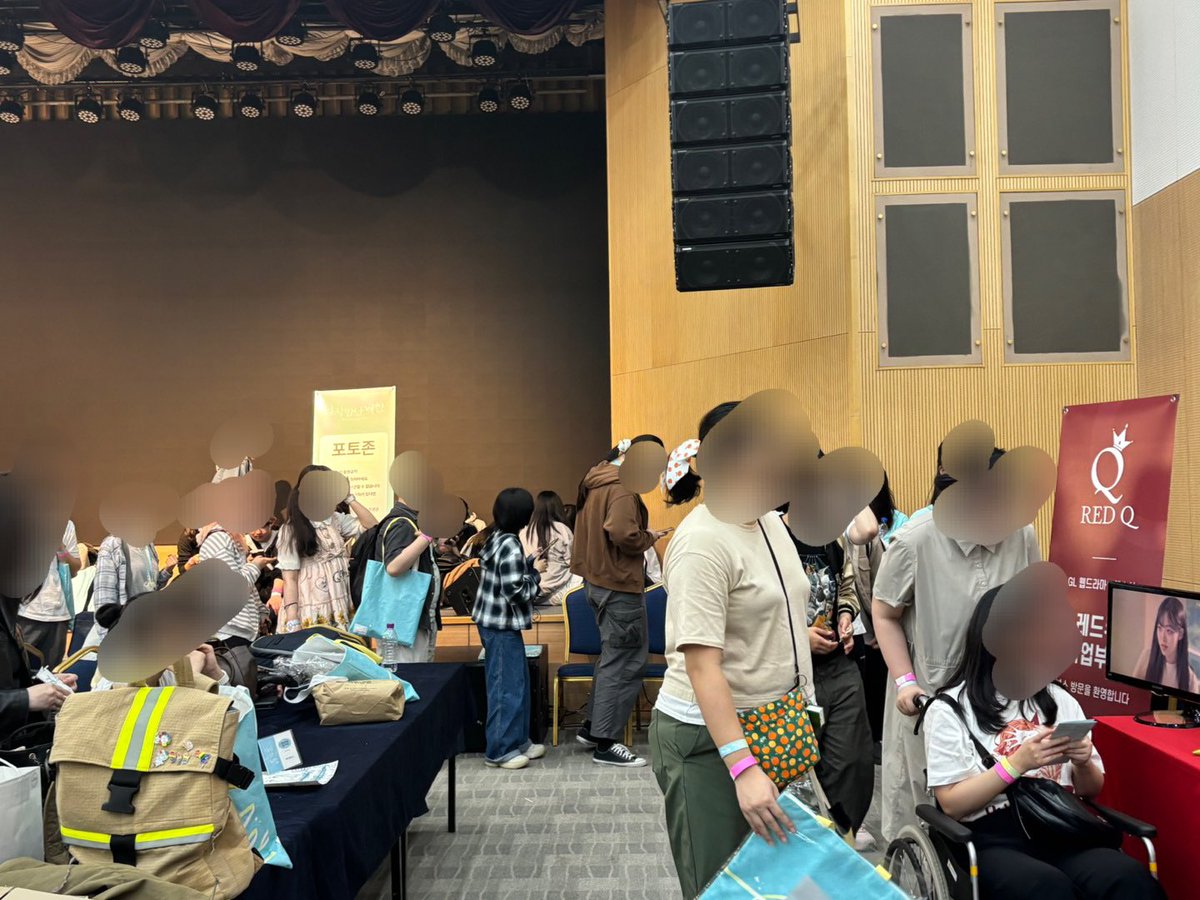 레드큐 레이블 tweet media