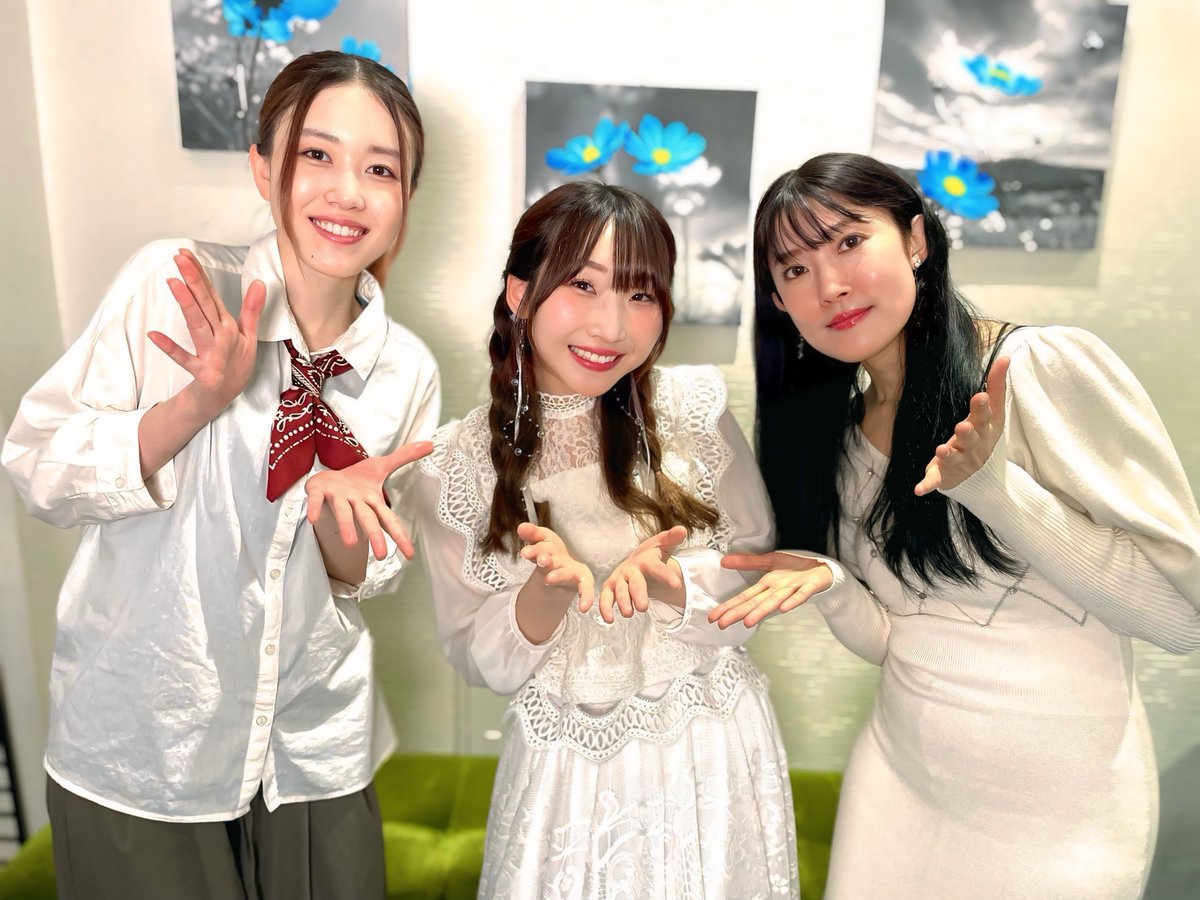 BroadbandStudio's tweet photo. 本日は昌美プロデュース朗読ライブ 「四季のstory #4」
でした！

3人の楽曲が1つの物語になり、
素敵なステージとなりました♪
心の奥に染みる物語でした☺️

この3人だったからこそ、出来上がったストーリー。
感じる側の受け取り方でも変わるストーリー。
みなさまはどう感じましたでしょうか？？
この日に会場に居た全員で創った物語になったと思います♪

出演者のみなさま、お越しくださった皆様ありがとうございました！！

また開催予定ですので、次回も是非お越しください☺️

#昌美 #薫 #鈴木里咲