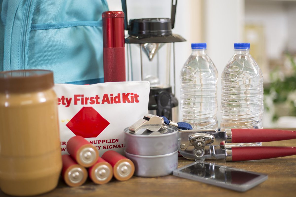 HUBSmartCov's tweet image. Emergency Preparedness Week is a great reminder: emergencies can happen at any time. Take a few simple steps to help protect your family and pets. ow.ly/jqh450YRFh2  #HUBSmartCoverage #BePrepared #emergencypreparednessweek