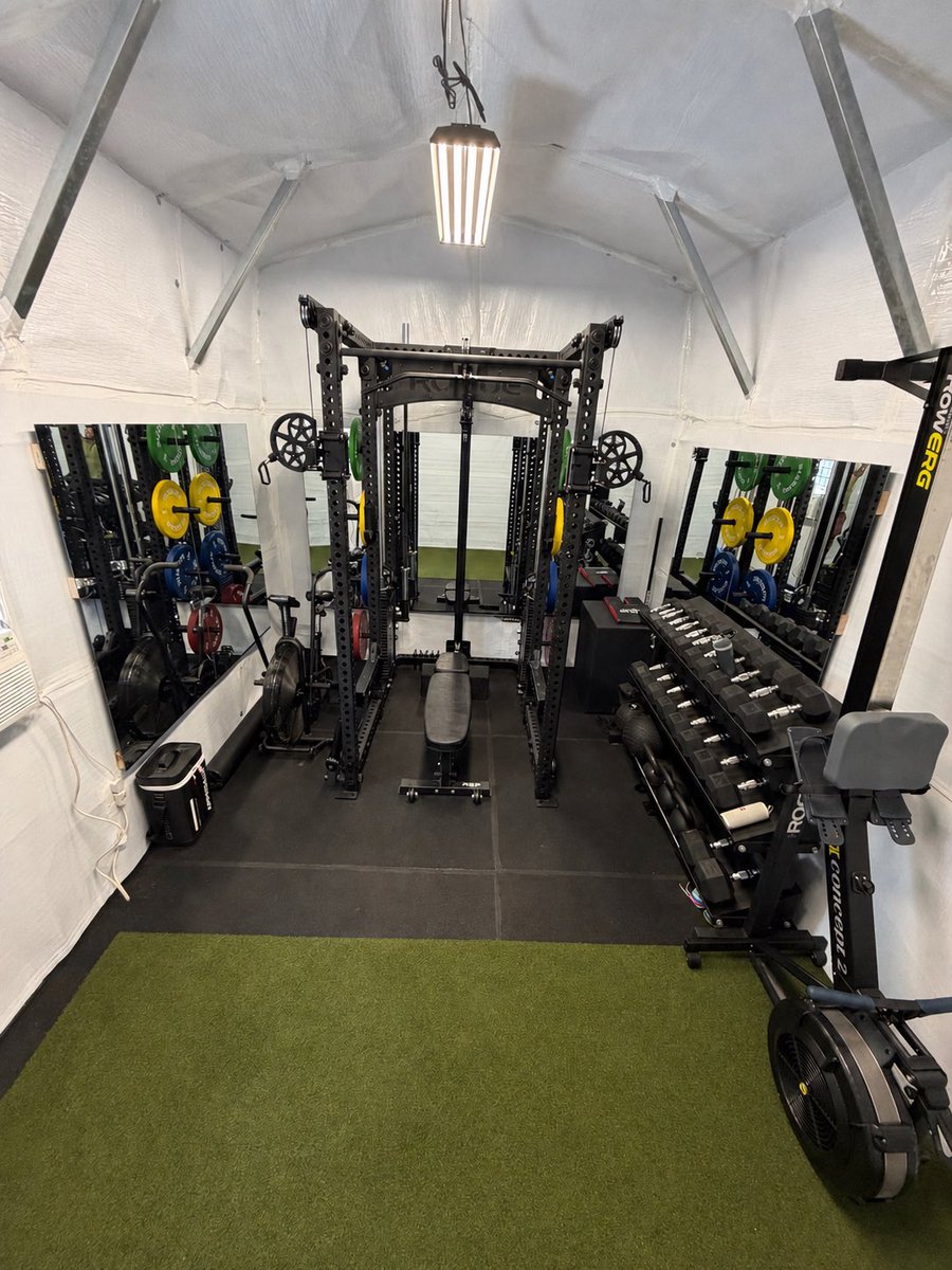 Kraytoshi's tweet photo. So damn proud of this past year building my dream gym! https://t.co/5cIHU7EiI3
