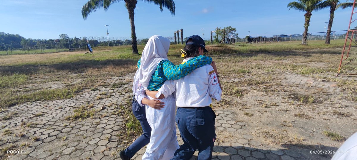pmrsmansatase's tweet photo. Piket Medis Upacara Memperingati Hari Pendidikan Nasional 
🗓️Senin 04 Mei 2026 https://t.co/BSflTg5MFD
