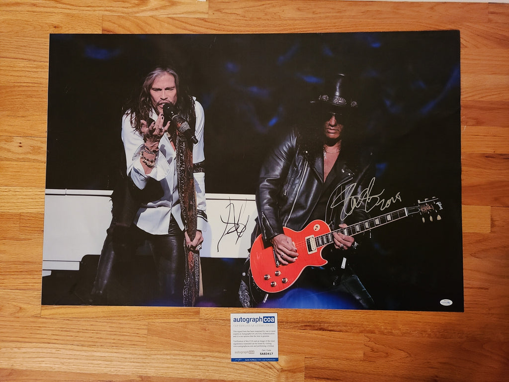 autographpros's tweet image. Check out this autograph 😍 Aerosmith Steven Tyler Guns N Roses Slash Signed 24x36 Framed Canvas ACOA 😍 
by Autograph Pros 
Shop now 👉👉 shortlink.store/qguzchz-vd2g
#autographsforsale #autograph #autographs #autographedguitar #autographpros #signed