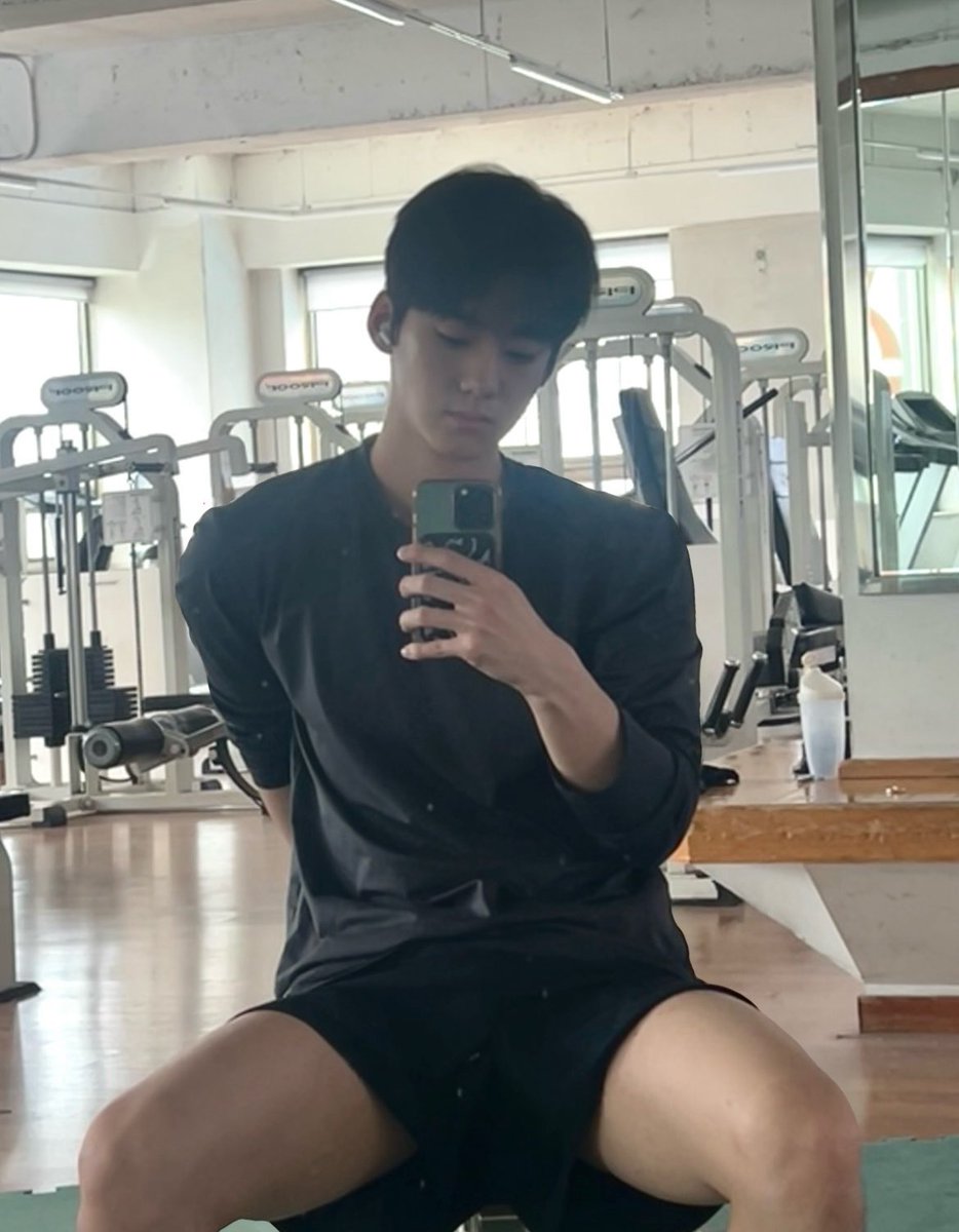 태이 Tae-i tweet media