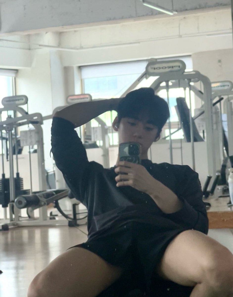 태이 Tae-i tweet media