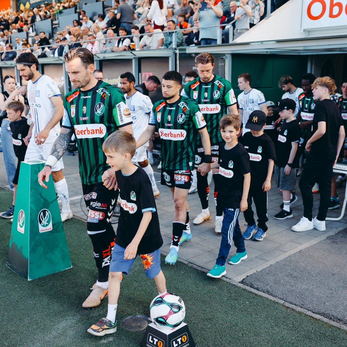 svried1912's tweet image. Das war der vergangene Spieltag! 📸⚫🟢

An dieser Stelle nochmal herzlichen Dank an HandyShop für das Spielsponsoring! 🙌🏻🔝

#svried #seit1912 #desismeiverein