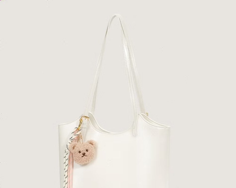 nerverthelesss's tweet image. Tas tote bag wanita, tas bahu, minimalis tapi kapasitas tetep besar, cocok dipake kerja maupun hangout. Murah aja 👇🏻
👉🏻 s.shopee.co.id/7Aa7xDTTsn

#taswanita #totebag #tas #taskerja #tashangout