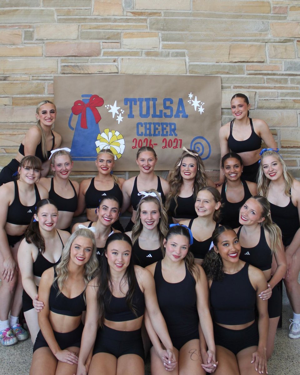patsy_aleta's tweet image. Introducing the 26-27 @utulsa 📣 #team! 👑🌀

@TulsaHurricane