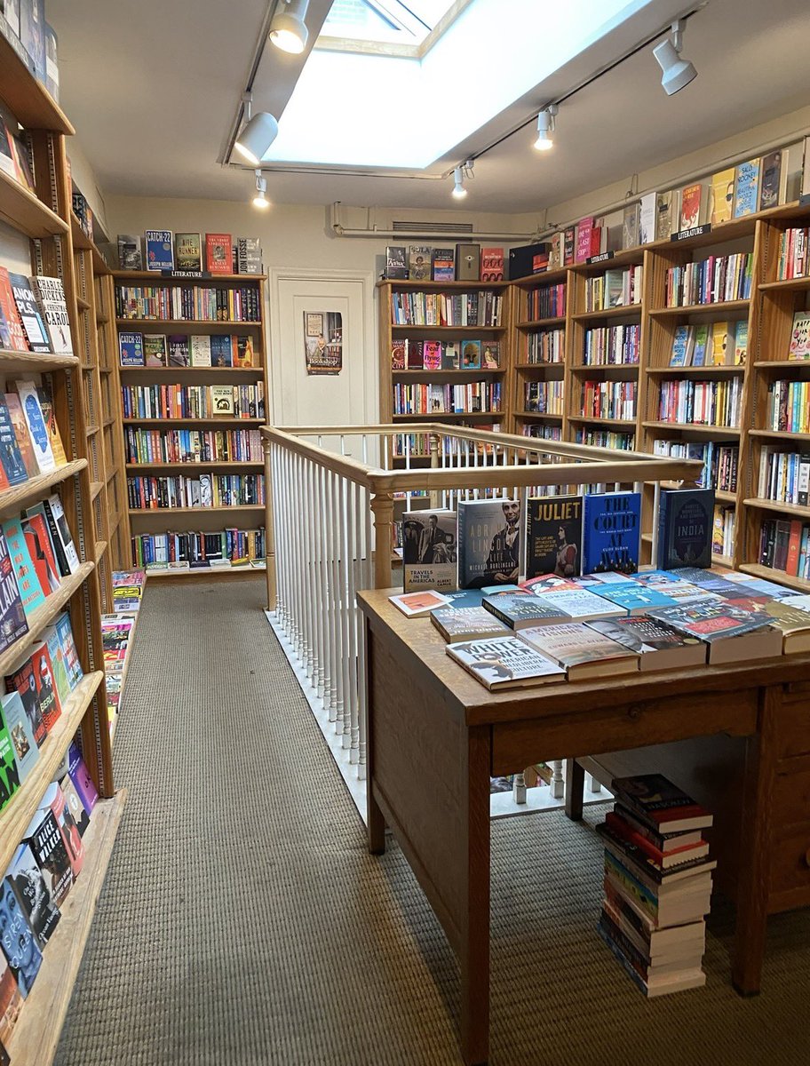 ellelfhame's tweet image. not new to booktwt! Just want new moots and to be active more

- gabrielle she/her
- 20
- I love all fantasy &amp;amp; emhen 
- Star Wars lvr 
- Harry styles &amp;amp; coffee!

Let’s be friends!!

#booktwt #moothunt